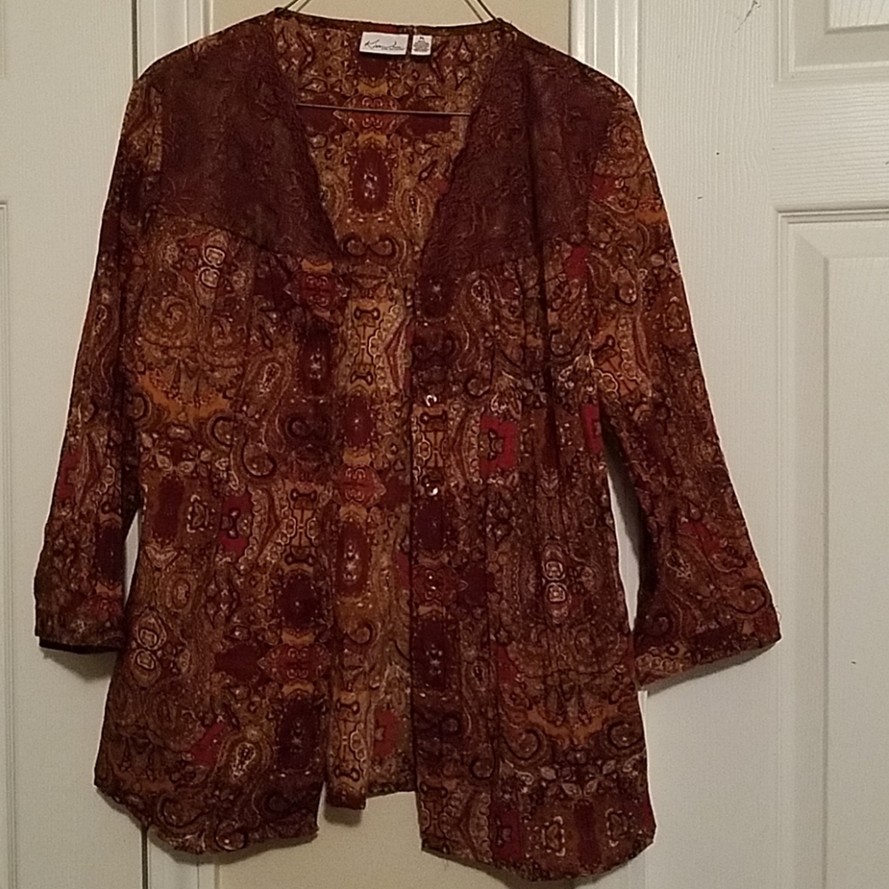 Button up Kim Roger's shirt